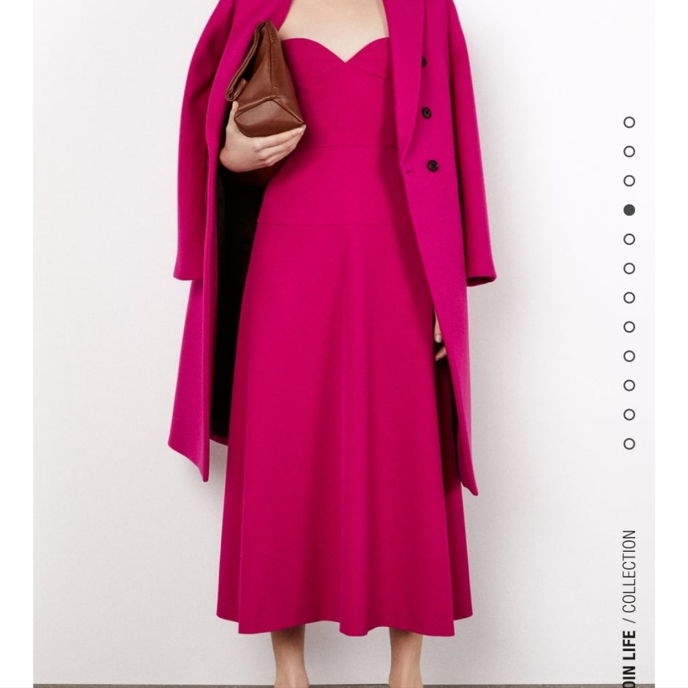 Zara Bustier Midi Dress. M. Reposhing, it’s too big on me. Beautiful dress.